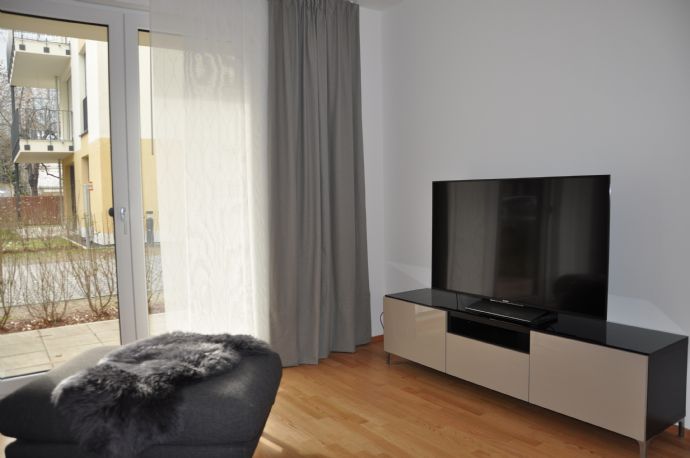 Studio zur Miete 800 € 2 Zimmer 62 m²<br/>Wohnfläche Kostheimer Straße 21 Gallus Frankfurt am Main 60326