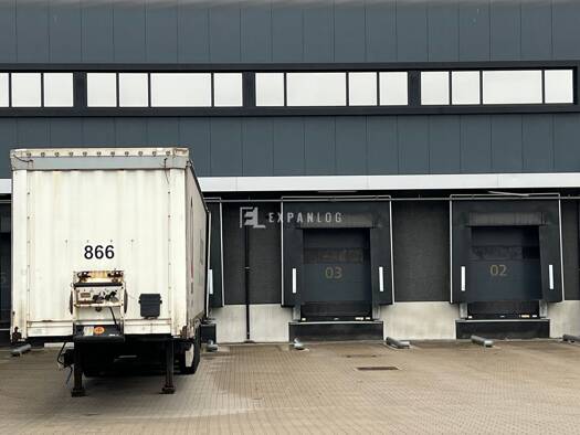 Lagerhalle zur Miete 10.800 m² Lagerfläche teilbar ab 3.400 m² Gummersbach 51645