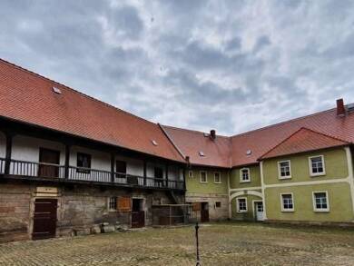 Mehrfamilienhaus zum Kauf 440.000 € 10 Zimmer 298 m² 2.055 m² Grundstück frei ab sofort Golzen Bad Bibra 06647