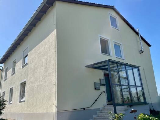 Wohnung zum Kauf 285.000 € 4 Zimmer 112 m² frei ab sofort Siegenburg Siegenburg 93354