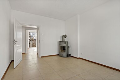 Wohnung zur Miete 415 € 1 Zimmer 50 m² Innenstadt Halle 06110