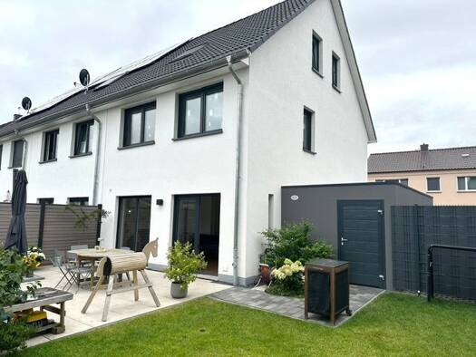 Reihenendhaus zum Kauf provisionsfrei 549.000 € 6 Zimmer 130 m² 221 m² Grundstück frei ab 31.08.2027 Südkamen Kamen 59174