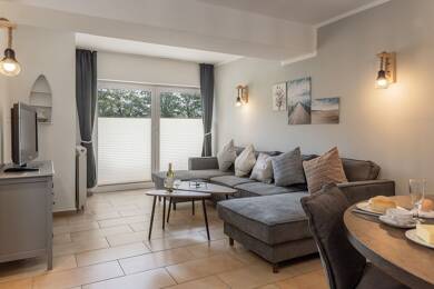 Wohnung zur Miete 1.300 € 3 Zimmer 65 m² Souterrain frei ab 18.08.2025 Uttel Wittmund 26409
