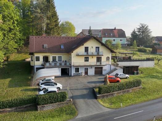 Sonstiges zum Kauf als Kapitalanlage geeignet 750.000 € 330 m² 4.687 m² Grundstück Klöch 132 Klöch 8493