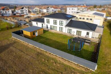 Einfamilienhaus zum Kauf 799.000 € 8 Zimmer 299 m² 1.215 m² Grundstück Salz 97616