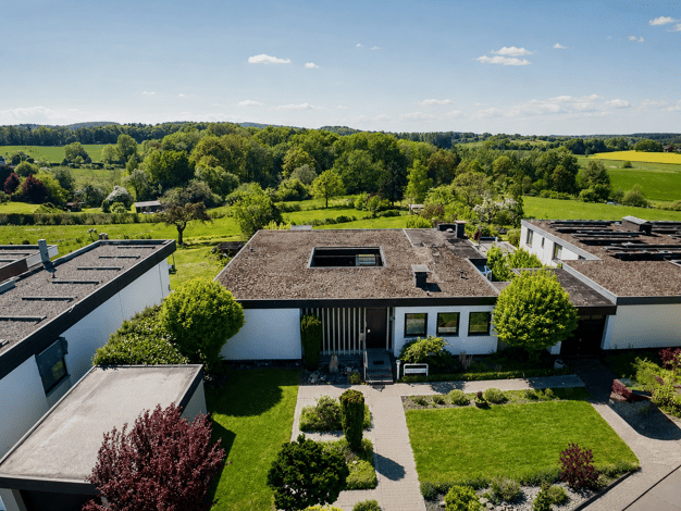 Bungalow zum Kauf 450.000 € 7 Zimmer 355,2 m² 2.250 m² Grundstück frei ab sofort Wadern Wadern 66687