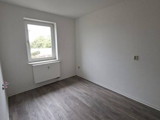 Wohnung zur Miete 196 € 1,5 Zimmer 35,7 m² Hofbuschweg 19 Großhartmannsdorf Großhartmannsdorf 09618