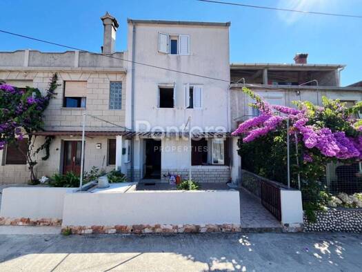 Haus zum Kauf 290.000 € 5 Zimmer 130 m² Kampor, Rab Rab