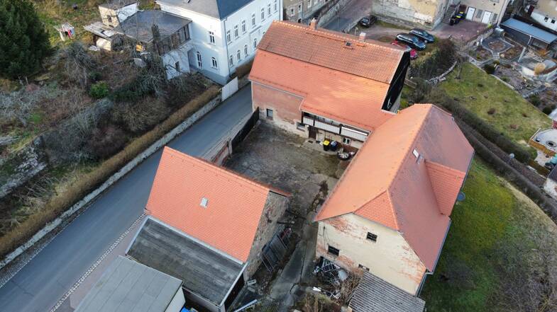 Mehrfamilienhaus zum Kauf 147.000 € 10 Zimmer 282 m² 1.290 m² Grundstück frei ab sofort Nossen Nossen 01683