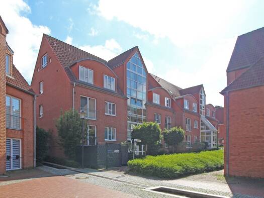 Wohnung zur Miete 850 € 2 Zimmer 67 m² 1. Geschoss frei ab 15.08.2026 Bad Segeberg 23795