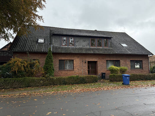 Mehrfamilienhaus zum Kauf als Kapitalanlage geeignet 198.000 € 16 Zimmer 470 m² 2.174 m² Grundstück Stöcken 32 Stöcken Wittingen-Stöcken 29378