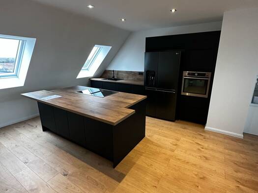 Wohnung zur Miete 1.075 € 4 Zimmer 107 m² Geschoss 3/3 frei ab 01.03.2026 Taucha 04425