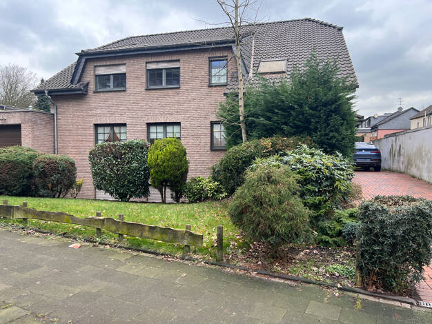 Mehrfamilienhaus zum Kauf 749.000 € 8 Zimmer 320,6 m² 1.034 m² Grundstück Aldenrade Duisburg 47179