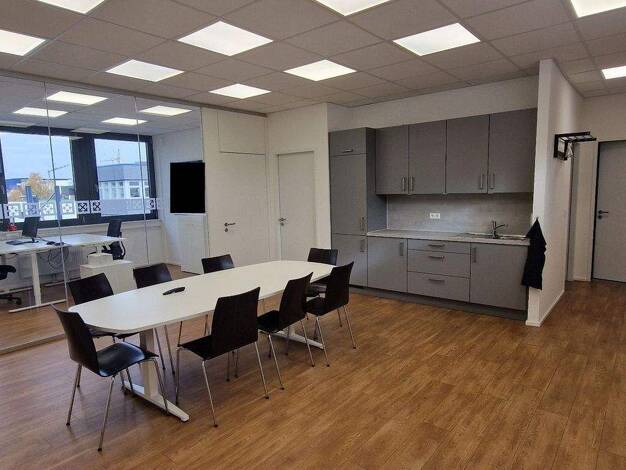 Bürofläche zur Miete provisionsfrei 1.360 € 75 m² Bürofläche Max-Planck-Straße Fellbach 70736