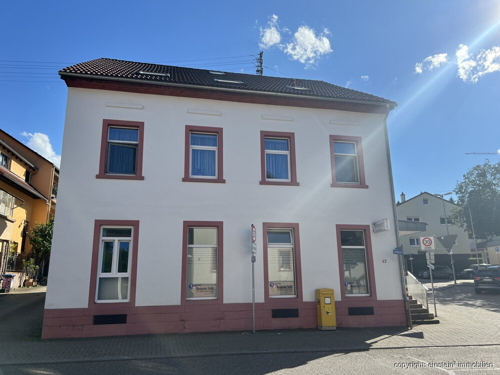 Mehrfamilienhaus zum Kauf 799.000 € 10 Zimmer 300 m²<br/>Wohnfläche 316 m²<br/>Grundstück Grünwettersbach Karlsruhe 76228