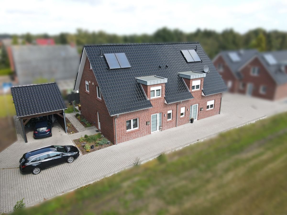 Mehrfamilienhaus zum Kauf 319.000 € 119,5 m²<br/>Wohnfläche 760 m²<br/>Grundstück Papenburg - Obenende Papenburg 26871