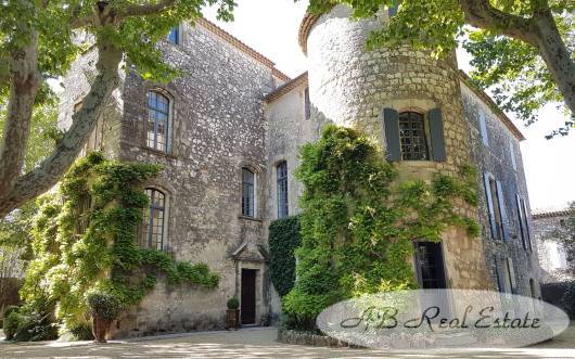 Schloss zum Kauf 1.970.000 € 7 Zimmer 450 m²<br/>Wohnfläche 7.795 m²<br/>Grundstück Centre Est Uzès 30700