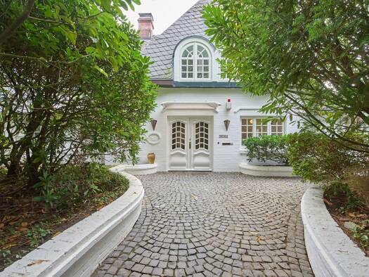 Villa zum Kauf 234 m² 1.477 m² Grundstück Wohldorf-Ohlstedt Hamburg 22397