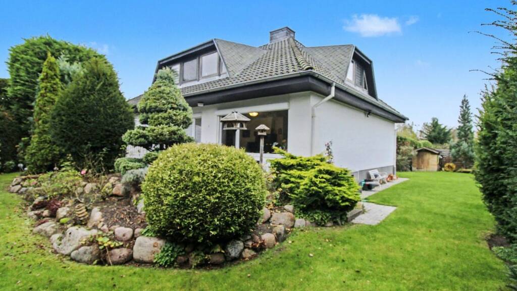 Einfamilienhaus zum Kauf 399.000 € 7 Zimmer 194,1 m² 743,1 m² Grundstück Bardowick 21357