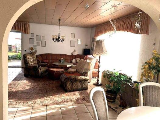 Mehrfamilienhaus zum Kauf 525.000 € 7 Zimmer 272 m² 1.100 m² Grundstück Gudensberg 34281