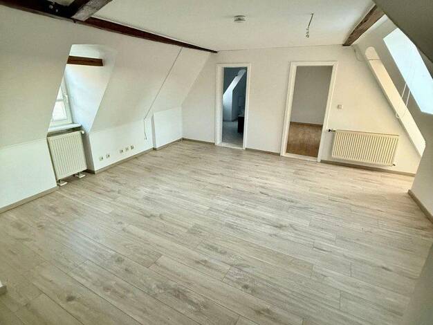 Wohnung zur Miete 710 € 4 Zimmer 101,4 m² 2. Geschoss Mutzschen Grimma 04668