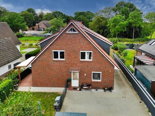 Doppelhaushälfte zum Kauf 299.000 € 4 Zimmer 100 m² 350 m² Grundstück Elsfleth 26931