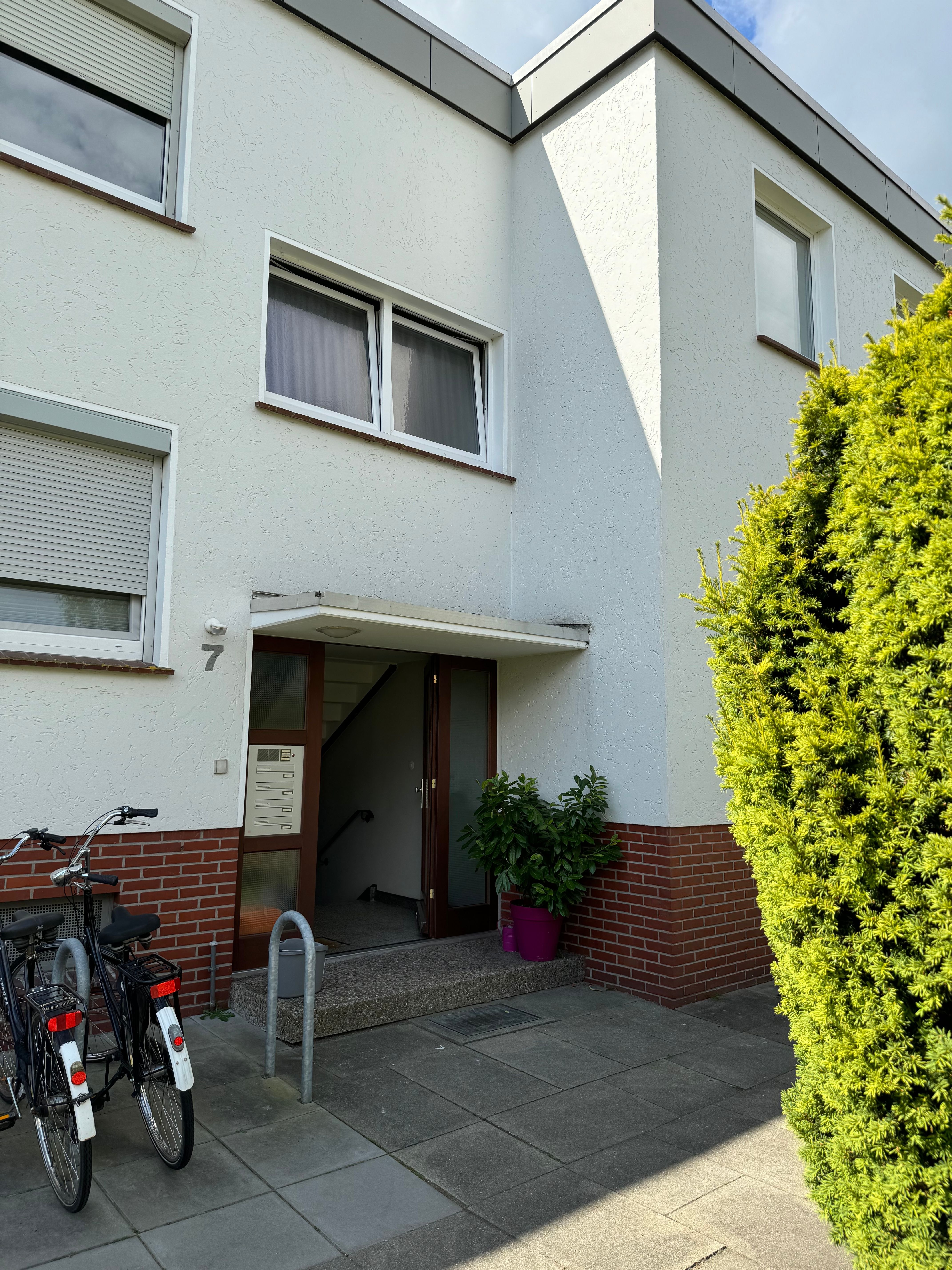 Wohnung zur Miete 695 € 2,5 Zimmer 69 m²<br/>Wohnfläche EG<br/>Geschoss ab sofort<br/>Verfügbarkeit Leipziger Str. 7 Scharnhorststraße Oldenburg 26129