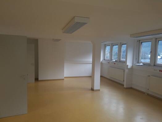 Büro zur Miete provisionsfrei 1.450 € 6 Zimmer 210 m² Bürofläche Schulstraße 13 Kues Bernkastel-Kues 54470