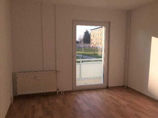 Wohnung zur Miete 216 € 1 Zimmer 41,1 m² EG frei ab 01.12.2025 Albert-Einstein-Straße 3 Oschersleben 39387