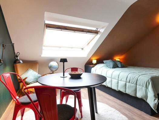 Wohnung zur Miete auf Zeit 950 € 1 Zimmer 18 m² frei ab sofort Schubartstraße Mitte Mitte 70190