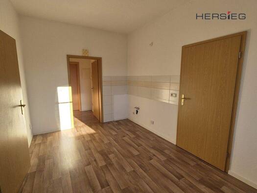 Wohnung zur Miete 305 € 2 Zimmer 55,4 m² 2. Geschoss Crottendorf 09474