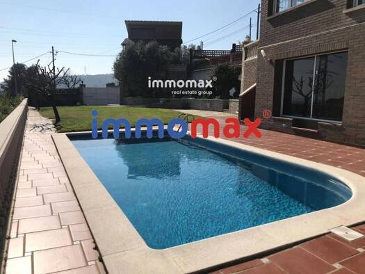 Villa zum Kauf 749.000 € 4 Zimmer 242 m² Sant Boi de Llobregat 08830