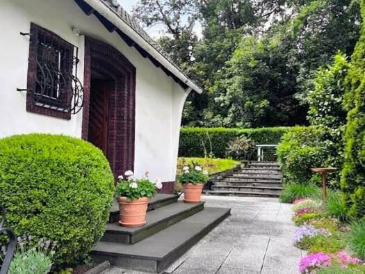 Einfamilienhaus zum Kauf 649.000 € 5 Zimmer 120 m² 1.968 m² Grundstück Baerl Homberg / Ruhrort / Baerl 47199