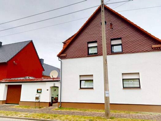 Doppelhaushälfte zum Kauf 128.000 € 5 Zimmer 120 m² 217 m² Grundstück frei ab 01.01.2026 Thurland 06779