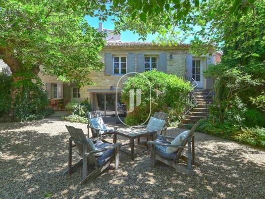 Haus zum Kauf 960.000 € 133 m² 574 m² Grundstück Cabrières-d'Avignon 84220