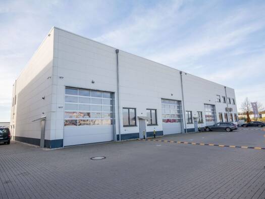 Lagerhalle zur Miete 5.350 € 743 m² Lagerfläche Dreichlingerstrasse 47 Neumarkt 92318