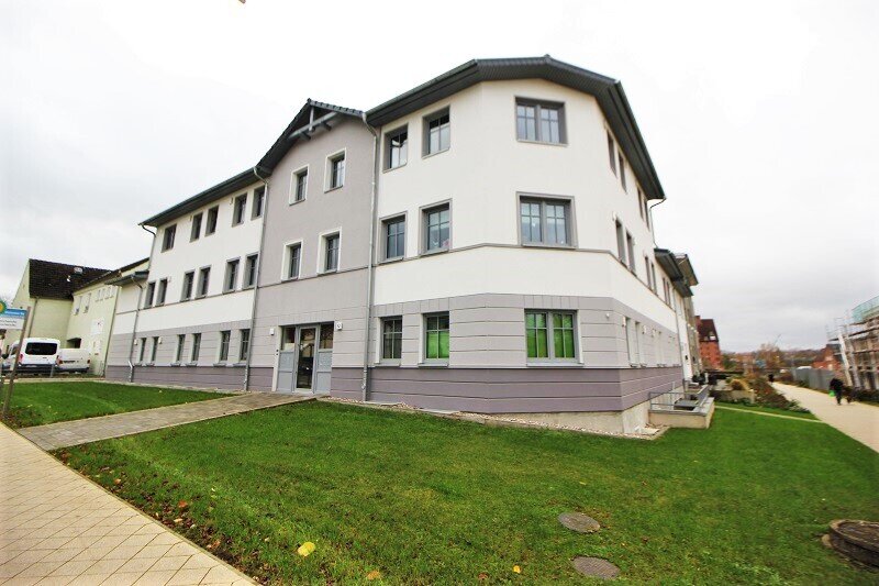 Terrassenwohnung zum Kauf provisionsfrei 353.000 € 3 Zimmer 118 m²<br/>Wohnfläche EG<br/>Geschoss Güstrower Straße 10 Werdervorstadt Schwerin 19055