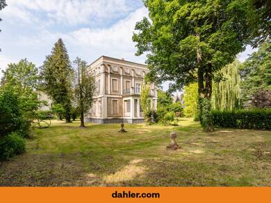 Villa zum Kauf 1.750.000 € 10 Zimmer 290,7 m² 1.281 m² Grundstück Berlin-Karow 13125