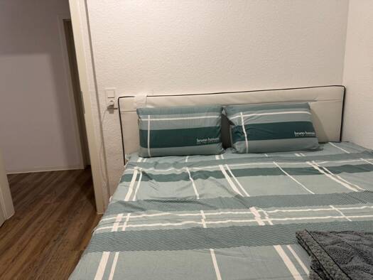 Wohnung zur Miete 700 € 2 Zimmer 43 m² Geschoss 4/5 frei ab 01.12.2025 Hohenstaufenstraße 11 Heilbronn 74074