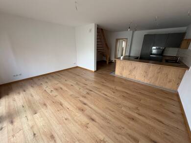 Haus zur Miete 2.304 € 5 Zimmer 144 m² 220 m² Grundstück frei ab sofort Friedrichsfelde Berlin 10315