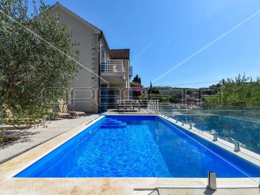 Haus zum Kauf 680.000 € 5 Zimmer 205 m² Supetar