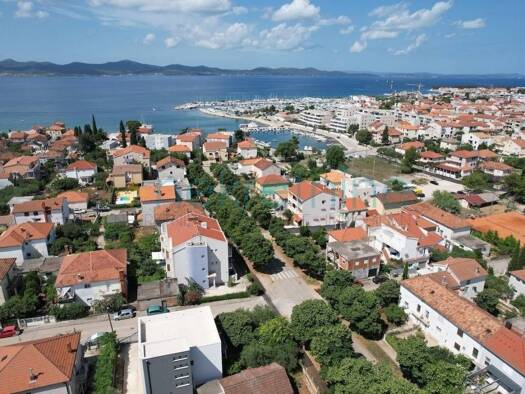 Haus zum Kauf 750.000 € 16 Zimmer 280 m² Zadar