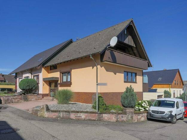 Einfamilienhaus zum Kauf 258.000 € 3,5 Zimmer 100,1 m² 266 m² Grundstück Neusatz Bad Herrenalb 76332