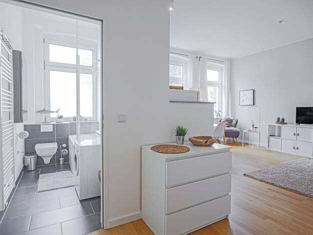 Studio zur Miete Wohnen auf Zeit 1.300 € 1 Zimmer 32 m² frei ab 15.03.2026 Friedrichstadt Düsseldorf 40215