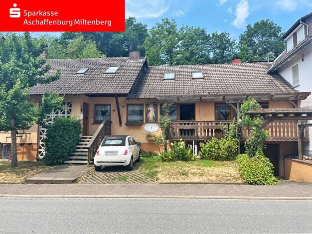 Mehrfamilienhaus zum Kauf 265.000 € 9 Zimmer 217 m² 560 m² Grundstück frei ab sofort Sailauf Sailauf 63877