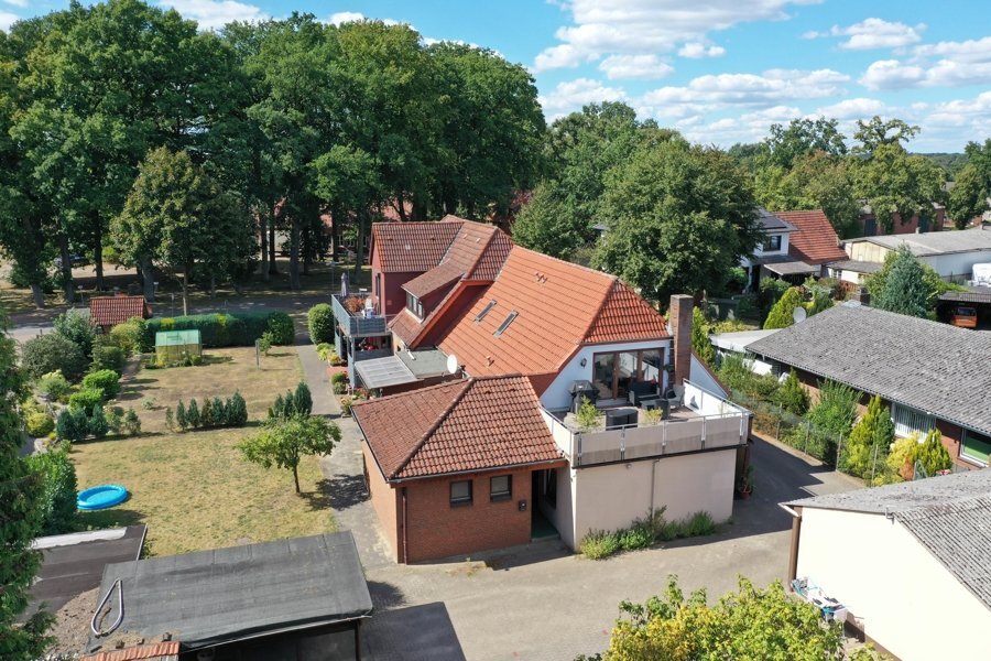 Mehrfamilienhaus zum Kauf 349.000 € 11 Zimmer 334 m²<br/>Wohnfläche 1.785 m²<br/>Grundstück Westeresch Scheeßel / Westeresch 27383