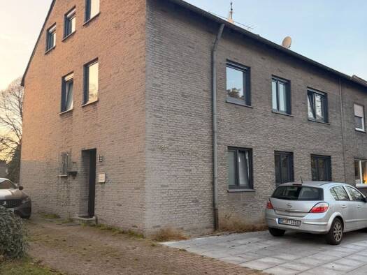 Wohnung zur Miete 900 € 4 Zimmer 88 m² Geschoss 1/2 frei ab sofort Hüls Marl 45772