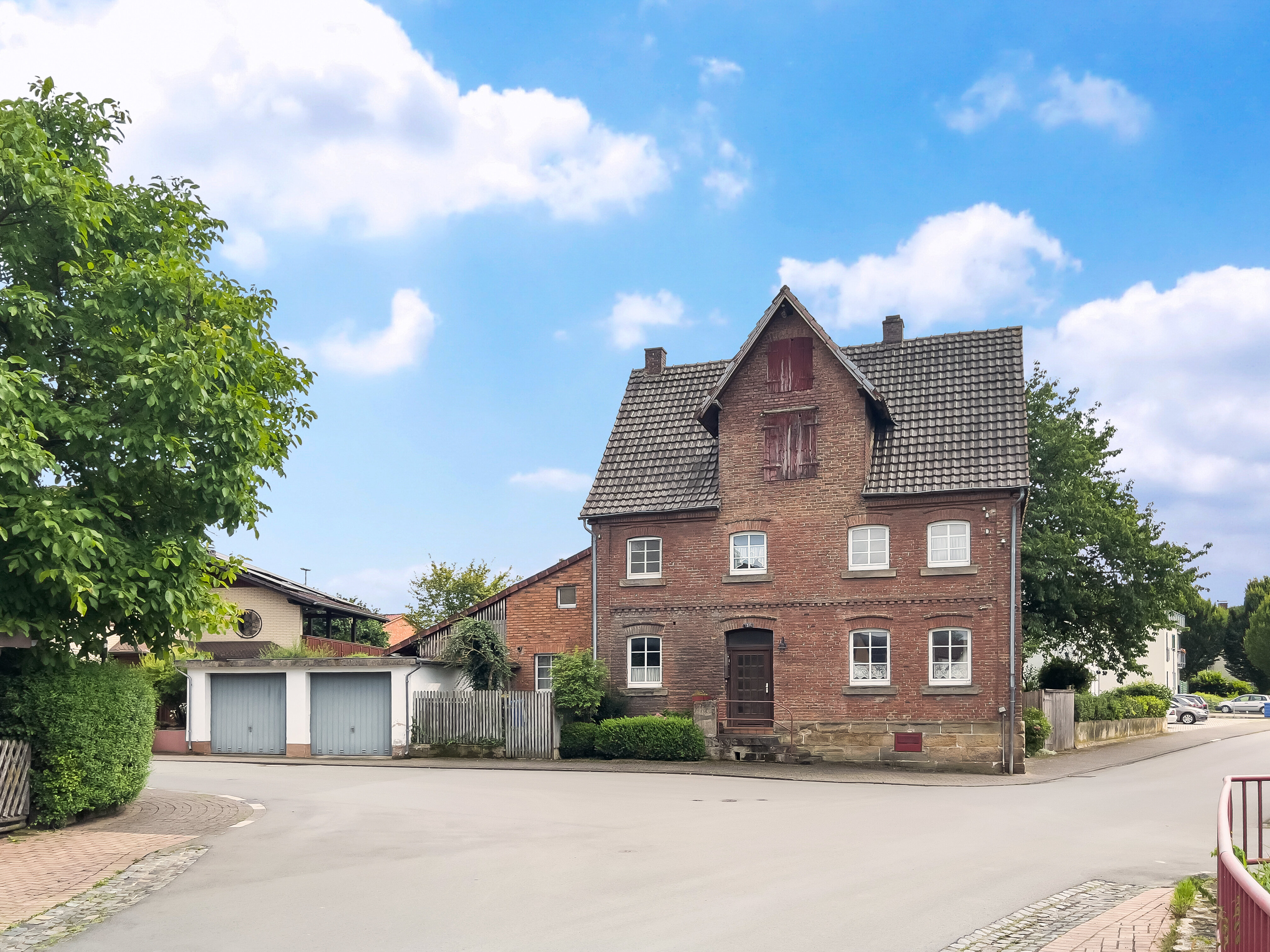 Einfamilienhaus zum Kauf 129.000 € 7 Zimmer 120 m²<br/>Wohnfläche 620 m²<br/>Grundstück ab sofort<br/>Verfügbarkeit Mühlenweg 3 Volkmarsen Volkmarsen 34471