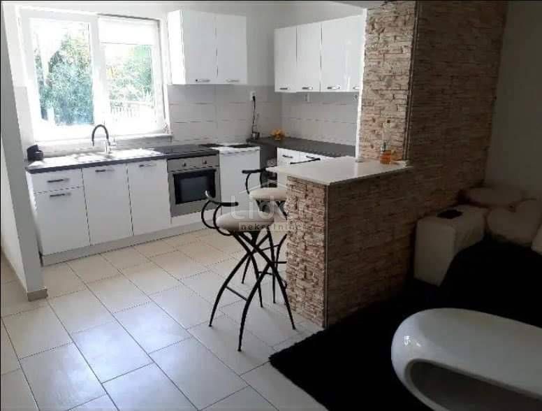 Wohnung zur Miete 2.860 € 3 Zimmer 90 m²<br/>Wohnfläche Rijeka