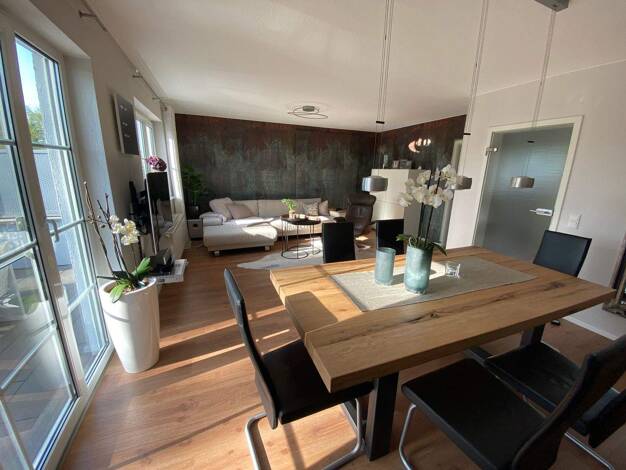 Haus zum Kauf 324.900 € 4 Zimmer 117 m² 431 m² Grundstück Bieblach Gera 07546